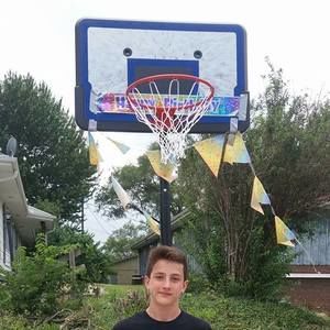 Meet your Posher, Justin